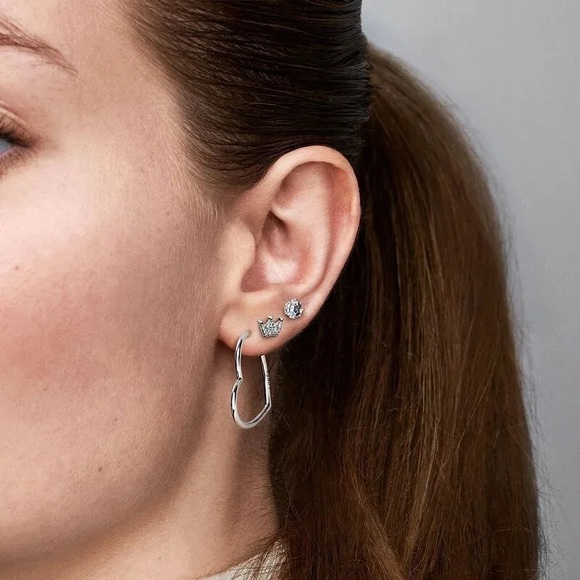 Pandora 925 Sterling Silver Golden Snitch Earrings Women’s Ear Pin Fine Jewelry - Picture 12 of 16